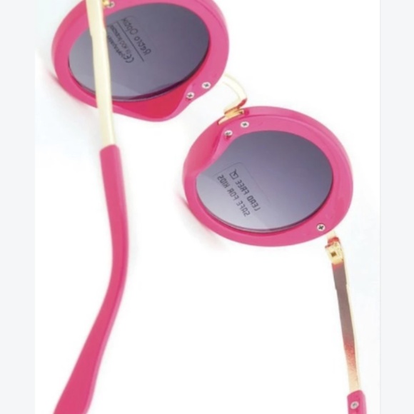 The Kenzie Shade (Hot Pink) - Picture 2 of 3